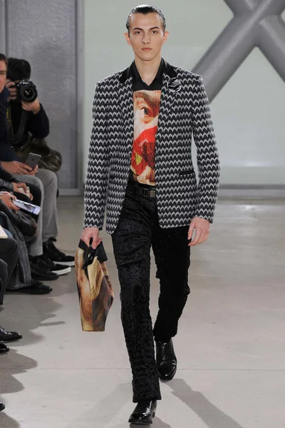 Look 31